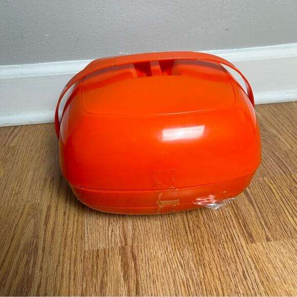 Vintage Mid Century Modern Picnic Master Orange Picnic Kit - Picture 3 of 11